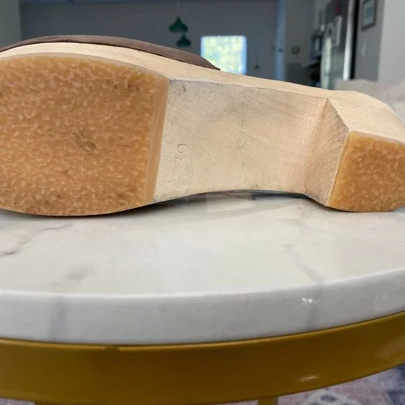 Bryr Jayne  Slides 39 - Picture 4 of 4